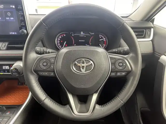 トヨタ ＲＡＶ４ アドベンチャー 大阪府 2021(令3)年 3.8万km アッシュグレーメタリック/アーバンカーキ トヨタセーフティーセンス/　・プリクラッシュセーフティ/　・レーントレーシングアシスト/　・ロードサインアシスト/　・先行車発進告知機能/　・パーキングサポートブレーキ/純正ディスプレイオーディオ（Bluetooth）/バックカメラ/レーダークルーズコントロール/LEDヘッドライト/フォグランプ/レザーシート/パワーシート/純正19インチアルミホイール/ブラインドスポットモニター/パワーバックドア/スマートキー/ETC2.0