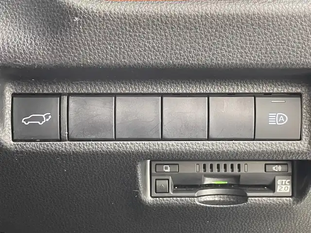 トヨタ ＲＡＶ４ アドベンチャー 大阪府 2021(令3)年 3.8万km アッシュグレーメタリック/アーバンカーキ トヨタセーフティーセンス/　・プリクラッシュセーフティ/　・レーントレーシングアシスト/　・ロードサインアシスト/　・先行車発進告知機能/　・パーキングサポートブレーキ/純正ディスプレイオーディオ（Bluetooth）/バックカメラ/レーダークルーズコントロール/LEDヘッドライト/フォグランプ/レザーシート/パワーシート/純正19インチアルミホイール/ブラインドスポットモニター/パワーバックドア/スマートキー/ETC2.0