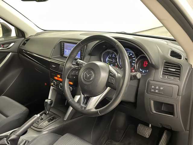 マツダ ＣＸ－５ XD 熊本県 2013(平25)年 10.4万km クリスタルホワイトパールマイカ ワンオーナー/SDナビ フルセグTV CD DVD BT（地図SDなし）/バックカメラ/サイドカメラ(ムールミラー表示)/LEDオートヘッドライト/フォグライト/ブラインドスポットモニタ/19インチ アルミホイール/ステアリングリモコン/革巻きステアリング/クルーズコントロール/ETC/スマートキー 2個/保証書 取説 ナビ取説
