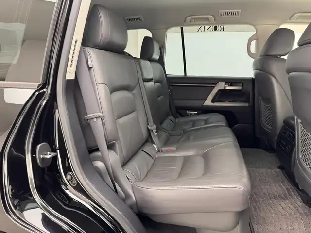 トヨタ ランドクルーザー AX Gセレクション 兵庫県 2008(平20)年 12.8万km ブラック 社外ＳＤナビ　/Bluetooth/CD/DVD/SD/フルセグ/クルーズコントロール　/純正フロアマット　/社外２２インチアルミホイール　/オートライト　/バックカメラ　/ＥＴＣ　/前後ドライブレコーダー　/シートヒーター　/パワーシート　/４ＷＤ　/スペアキー/前後コーナーセンサー/オートライト/パワーシート/4WD