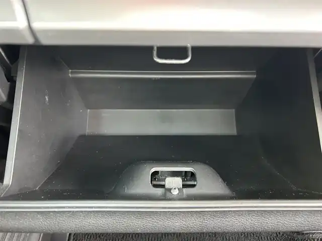 スズキ スペーシア ギア HYBRID XZ 静岡県 2018(平30)年 2万km アクティブイエロー/ガンメタリック2トーン 純正ナビ/フルセグTV/全方位モニター/バックカメラ/パワースライドドア（両側）/セーフティサポート/・デュアルセンサーブレーキサポート/・車線逸脱警報機能/・先行車発進お知らせ機能/LEDヘッドランプ/純正14インチアルミ/フォグランプ/オートライト/シートヒーター/革巻きステアリング/ステアリングスイッチ/キーレスプッシュスタート/オートエアコン/ルーフレール/パーソナルテーブル/禁煙車