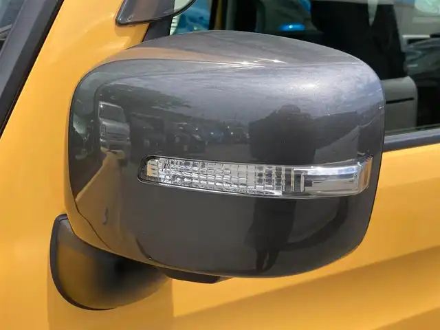 スズキ スペーシア ギア HYBRID XZ 静岡県 2018(平30)年 2万km アクティブイエロー/ガンメタリック2トーン 純正ナビ/フルセグTV/全方位モニター/バックカメラ/パワースライドドア（両側）/セーフティサポート/・デュアルセンサーブレーキサポート/・車線逸脱警報機能/・先行車発進お知らせ機能/LEDヘッドランプ/純正14インチアルミ/フォグランプ/オートライト/シートヒーター/革巻きステアリング/ステアリングスイッチ/キーレスプッシュスタート/オートエアコン/ルーフレール/パーソナルテーブル/禁煙車