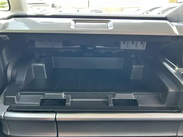 スズキ スペーシア ギア HYBRID XZ 静岡県 2018(平30)年 2万km アクティブイエロー/ガンメタリック2トーン 純正ナビ/フルセグTV/全方位モニター/バックカメラ/パワースライドドア（両側）/セーフティサポート/・デュアルセンサーブレーキサポート/・車線逸脱警報機能/・先行車発進お知らせ機能/LEDヘッドランプ/純正14インチアルミ/フォグランプ/オートライト/シートヒーター/革巻きステアリング/ステアリングスイッチ/キーレスプッシュスタート/オートエアコン/ルーフレール/パーソナルテーブル/禁煙車