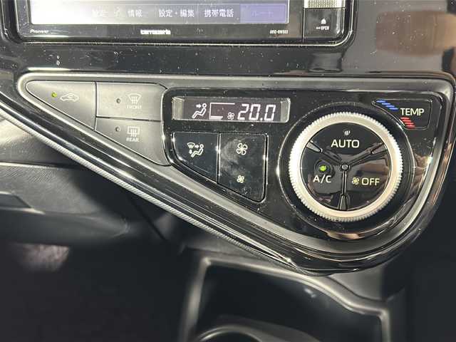 トヨタ アクア S スタイルブラック 沖縄県 2020(令2)年 4万km ブラックマイカ 禁煙車/前後方向カメラドライブレコーダー/　トヨタTz 【TZ-210】/社外ナビ/　carrozeria 7インチ 【AVIC-RW503】/    ＴＶ Bluetooth ＡＵＸ　ＵＳＢ/セーフティセンス/オートマチックハイビーム/プッシュスタート/スマートキー/ステアリングスイッチ/前後方向コーナーセンサー/ＬＥＤヘッドライト/ドアバイザー/LTA レーントレーシングアシスト/プリクラッシュセーフティ