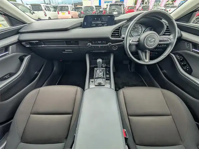マツダ マツダ３セダン 20S プロアクティブ ツーリングS 福井県 2022(令4)年 2.1万km ソウルレッドクリスタルM 純正18インチAW/全方位カメラ/純正メーカーナビ/フルセグテレビ/衝突被害軽減システム/運転席パワーシート/シートメモリー/レーダークルーズコントロール/前後コーナーセンサー/パドルシフト/ETC/前後ドライブレコーダー/ステアリングヒーター/前席シートヒーター/レーンキープアシスト/横滑り防止装置/盗難防止装置/LEDヘッドライト/純正フロアマット/スマートキー
