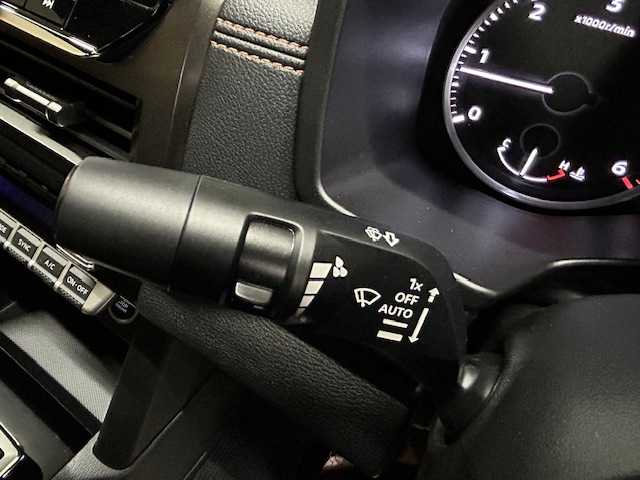 三菱 トライトン GSR 道央・札幌 2025(令7)年 0.1万km ダイヤモンドブラックマイカ 【2509031944】/ワンオーナー　/E-アシスト/純正ナビ　/フルセグＴＶ　/アラウンドビューモニター　/レザーシート　/純正１８インチアルミホイール　/ジオランダータイヤ　/シートヒーター　/ハンドルヒーター　/電動シート　/ＬＥＤヘッドライト/フォグライト