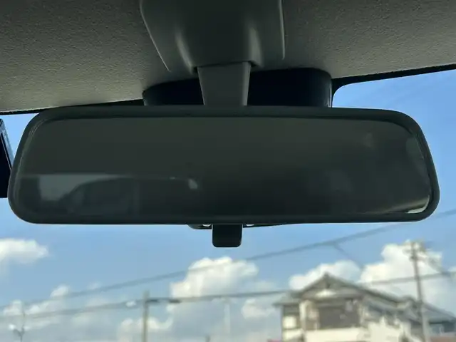 スズキ スイフト 兵庫県 2018(平30)年 4万km チャンピオンイエロー 社外8インチナビ（KENWOOD）/Bluetooth接続/フルセグ/全方位カメラ/社外ETC/シートヒーター/セーフティサポート/社外フロアマット/レーンキープアシスト/オートライト/横滑り防止装置/LEDヘッドライト
