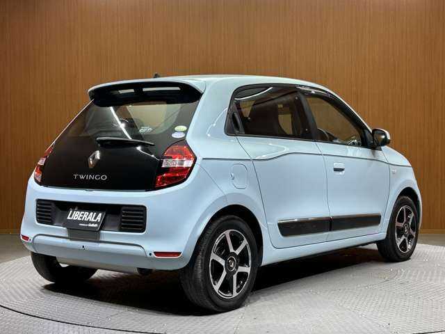 ルノー トゥインゴ インテンス 千葉県 2019(平31)年 3万km ブルードラジェ クルーズコントロール　/バックソナー　/オートライト　/オートエアコン　/ＥＴＣ　/アイドリングストップ　/ファブリックシート　/純正１５インチＡＷ　/禁煙車