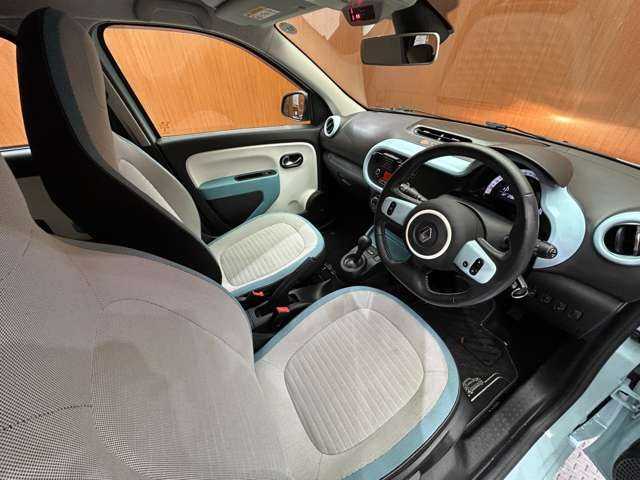 ルノー トゥインゴ インテンス 千葉県 2019(平31)年 3万km ブルードラジェ クルーズコントロール　/バックソナー　/オートライト　/オートエアコン　/ＥＴＣ　/アイドリングストップ　/ファブリックシート　/純正１５インチＡＷ　/禁煙車