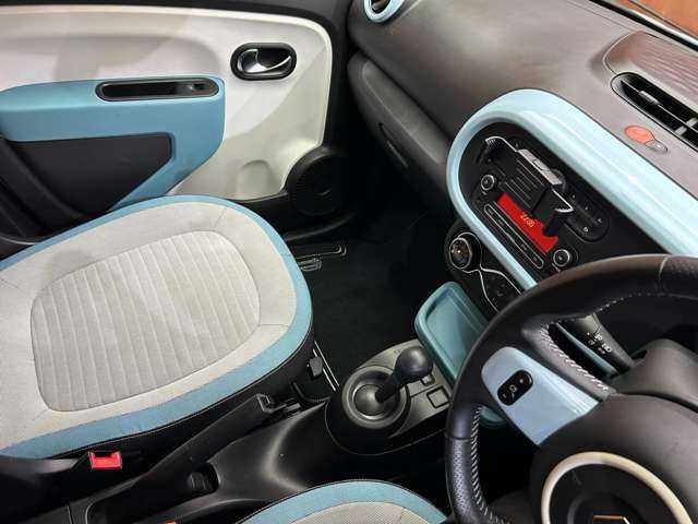 ルノー トゥインゴ インテンス 千葉県 2019(平31)年 3万km ブルードラジェ クルーズコントロール　/バックソナー　/オートライト　/オートエアコン　/ＥＴＣ　/アイドリングストップ　/ファブリックシート　/純正１５インチＡＷ　/禁煙車