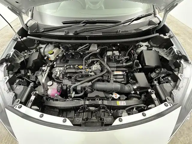 トヨタ ヤリスクロス ハイブリッド Z 岡山県 2024(令6)年 0.7万km ブラックマイカ/プラチナホワイトパールマイカ 純正８インチディスプレイオーディオ/【ナビ/Bluetooth/フルセグTV/Carplay】/パノラミックビューモニター/ハーフレザーシート/前席シートヒーター/ステアリングヒーター/レーダークルーズコントロール/社外ドライブレコーダー（前後）/型番:TZ-DR210/ビルトインＥＴＣ/プリクラッシュセーフティ/HDMI接続/オートブレーキホールド/ＬＥＤヘッドライト/オートハイビーム/ブラインドスポットモニター/テレビキャンセラー/スマートキー×1