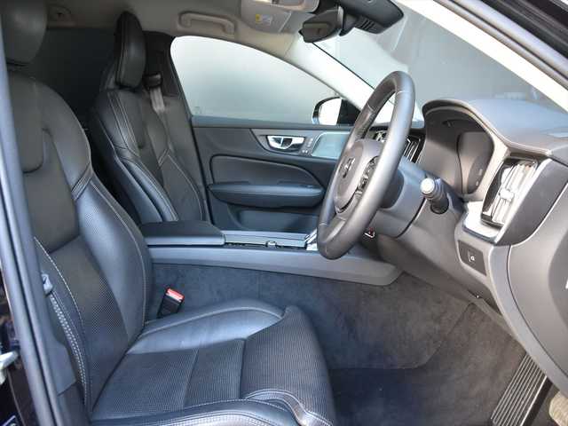 ボルボ ボルボ Ｖ６０ アルティメット B4 和歌山県 2023(令5)年 2.5万km オニキスブラックP 黒革 /Googleナビ /CarPlay /360度カメラ /harman/kardon /オートテールゲート /ACC /BSM /LKA /衝突軽減ブレーキ /HUD /前後ドラレコ /パワーシート /シートヒーター /ベンチレーション /ステアリングヒーター /LEDライト /ETC