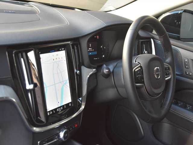 ボルボ ボルボ Ｖ６０ アルティメット B4 和歌山県 2023(令5)年 2.5万km オニキスブラックP 黒革 /Googleナビ /CarPlay /360度カメラ /harman/kardon /オートテールゲート /ACC /BSM /LKA /衝突軽減ブレーキ /HUD /前後ドラレコ /パワーシート /シートヒーター /ベンチレーション /ステアリングヒーター /LEDライト /ETC