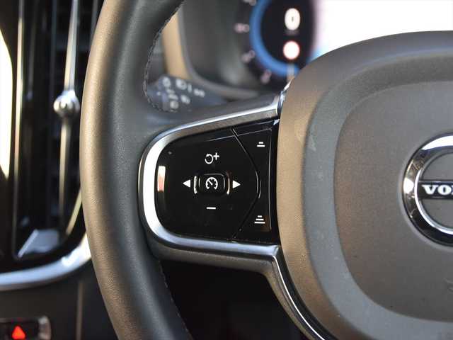 ボルボ ボルボ Ｖ６０ アルティメット B4 和歌山県 2023(令5)年 2.5万km オニキスブラックP 黒革 /Googleナビ /CarPlay /360度カメラ /harman/kardon /オートテールゲート /ACC /BSM /LKA /衝突軽減ブレーキ /HUD /前後ドラレコ /パワーシート /シートヒーター /ベンチレーション /ステアリングヒーター /LEDライト /ETC