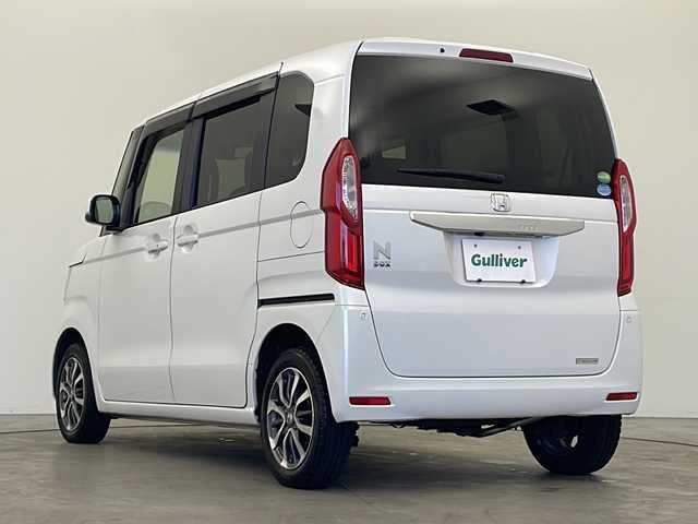ホンダ Ｎ ＢＯＸ G L ホンダセンシング 秋田県 2020(令2)年 3.3万km プラチナホワイトパール ４ＷＤ/ホンダセンシング/純正メモリナビ/　(CD/DVD/フルセグTV/Bluetooth/USB)/バックカメラ/アダプティブクルーズコントロール/片側パワースライドドア/前席シートヒーター/プッシュスタート/スマートキー/オートライト/ＬＥＤヘッドライト/純正フロアマット/ＥＴＣ/取扱説明書/保証書