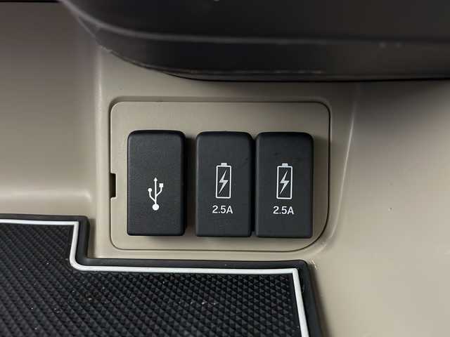 ホンダ Ｎ ＢＯＸ G L ホンダセンシング 秋田県 2020(令2)年 3.3万km プラチナホワイトパール ４ＷＤ/ホンダセンシング/純正メモリナビ/　(CD/DVD/フルセグTV/Bluetooth/USB)/バックカメラ/アダプティブクルーズコントロール/片側パワースライドドア/前席シートヒーター/プッシュスタート/スマートキー/オートライト/ＬＥＤヘッドライト/純正フロアマット/ＥＴＣ/取扱説明書/保証書