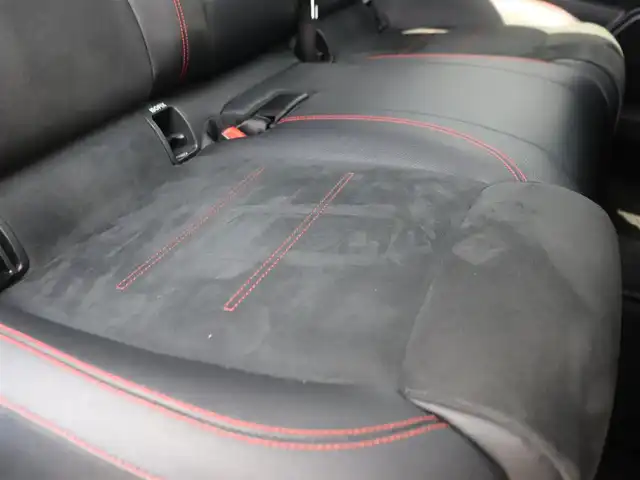 メルセデス・ベンツ Ｂ１８０ AMGライン 静岡県 2019(令1)年 4.8万km ポーラホワイト AMGライン/純正HDDナビ/（フルセグTV/Bluetooth/USB）/バックカメラ/ETC2.0/前方ドライブレコーダー/ハーフレザーシート/前席パワーシート/前席シートヒーター/パドルシフト/レーダーセーフティーパッケージ/・アクティブディスタンスアシストディストロニック(全自動再発進機能付)/・アクティブステアリングアシスト/・アクティブレーンチェンジングアシスト/・アクティブエマージェンシーストップアシスト/・アクティブブレーキアシスト(歩行者/飛び出し検知機能付)/・PRE-SAFEインパルス(前面衝突被害軽減機能)/・アクティブブラインドスポットアシスト/・アクティブレーンキーピングアシスト/・リアCPA(被害軽減ブレーキ付後方衝突警告システム)/・トラフィックサインアシスト/純正18インチアルミホイール/スマートキー/純正LEDヘッドライト/スペアキー1本/保証書/取扱説明書