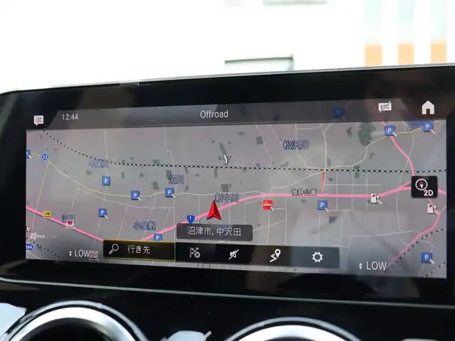 メルセデス・ベンツ Ｂ１８０ AMGライン 静岡県 2019(令1)年 4.8万km ポーラホワイト AMGライン/純正HDDナビ/（フルセグTV/Bluetooth/USB）/バックカメラ/ETC2.0/前方ドライブレコーダー/ハーフレザーシート/前席パワーシート/前席シートヒーター/パドルシフト/レーダーセーフティーパッケージ/・アクティブディスタンスアシストディストロニック(全自動再発進機能付)/・アクティブステアリングアシスト/・アクティブレーンチェンジングアシスト/・アクティブエマージェンシーストップアシスト/・アクティブブレーキアシスト(歩行者/飛び出し検知機能付)/・PRE-SAFEインパルス(前面衝突被害軽減機能)/・アクティブブラインドスポットアシスト/・アクティブレーンキーピングアシスト/・リアCPA(被害軽減ブレーキ付後方衝突警告システム)/・トラフィックサインアシスト/純正18インチアルミホイール/スマートキー/純正LEDヘッドライト/スペアキー1本/保証書/取扱説明書