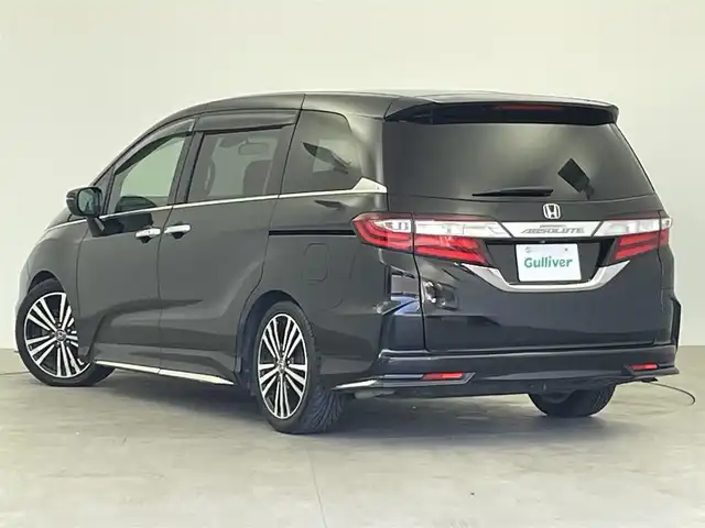 ホンダ オデッセイ アブソルート 大分県 2014(平26)年 9.5万km 黒 純正ディーラーナビ/・フルセグTV/・Bluetooth/・CD/・DVD/バックカメラ/両側パワースライドドア/ビルトインETC/フリップダウンモニター/クルーズコントロール/純正16インチアルミホイール/フォグライト/ステアリングリモコン/ハーフレザーシート/パドルシフト/LEDヘッドライト/プッシュスタート/スマートキー/電動格納ミラー/パワーウィンドウ/パワーステアリング