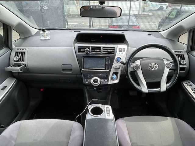 トヨタ プリウス α S ツーリングセレクション 茨城県 2012(平24)年 10.7万km ブラック 社外ナビ/AM/FM/CD/DVD/フルセグTV/BT/バックカメラ/盗難防止装置/カーテンエアバック/HIDオートライト/純正フロアマット/社外アルミホイール/ステアリングリモコン/スマートキー/プッシュスタート/ビルドインETC