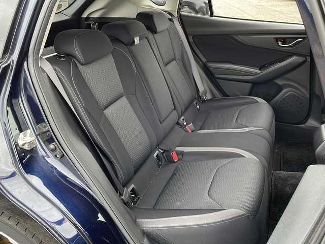 スバル インプレッサ スポーツ 2．0i－S アイサイト 新潟県 2016(平28)年 9.9万km ダークブルーパール 4WD/ETC/衝突被害軽減ブレーキ/レーンキープアシスト/レーダークルーズコントロール/パワーシート/パドルシフト/スマートキー/プッシュスタート/LEDヘッドライト/オートライト/フォグランプ/純正18インチアルミホイール