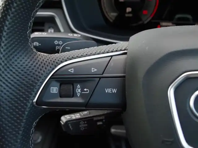 アウディ Ａ５ SB 35TDI Sライン 埼玉県 2021(令3)年 1.9万km ミトスブラックメタリック ブラックハーフレザーシート/アダプティブクルーズコントロール/バーチャルコックピット/CarPlay/パークセンサー/ブラインドスポットモニター/全周囲カメラ/純正ナビ/ドラレコ/ETC/置くだけ充電/前席シートヒーター