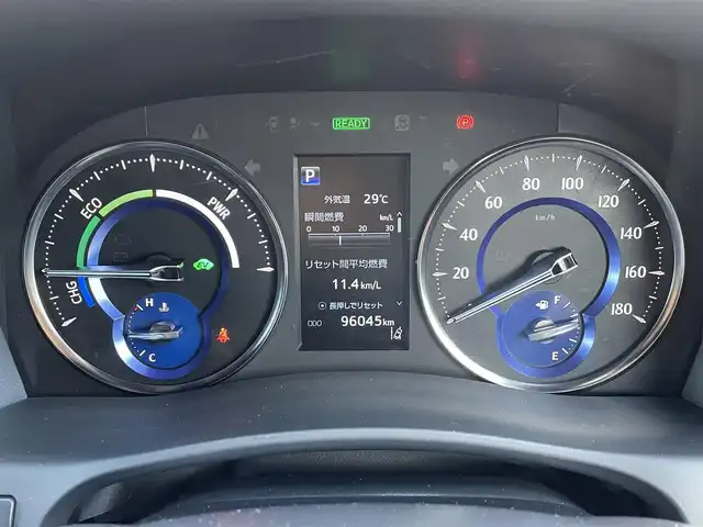 トヨタ アルファードハイブリット S タイプゴールド 道央・札幌 2021(令3)年 9.6万km ホワイトパールクリスタルシャイン ・4WD/・衝突軽減ブレーキ/・寒冷地仕様/・両側パワースライドドア/・純正ナビ/CD&DVD&BT&フルセグTV&AppleCarPlay/・キャンセラー/・ハンズフリー/・フリップダウンモニター(リモコン付)/・バックカメラ/・コーナーセンサー/・レーンキープアシスト/・レーダークルーズコントロール(追従走行あり)/・横滑り防止装置/・WAC/・前席バニティミラー(両側ライト付)/・ウォークスルー/・2列目両側オットマン/・USB入力端子/・1列目2列目100V充電/・プッシュスタート/・スマートキー/・ワイパー熱線/・前方純正ドライブレコーダー/・ビルトインETC/・オートライト/・オートマチックハイビーム/・前後コーナーセンサー/・電動格納ミラー/・ウィンカーミラー/・フォグランプ/・純正フロアマット/・ドアバイザー/・積込17インチ冬タイヤ