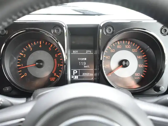 スズキ ジムニー シエラ JC 神奈川県 2024(令6)年 2.1万km ミディアムグレー 社外メモリナビ/フルセグテレビ/バックカメラ/クルーズコントロール/社外ミラー型ドライブレコーダー/ETC/シートカバー/シートヒーター/ETC/LEDヘッドライト/プッシュスタート/スマートキー/保証書/取説/記録(R.6.7)/スペアスマートキー