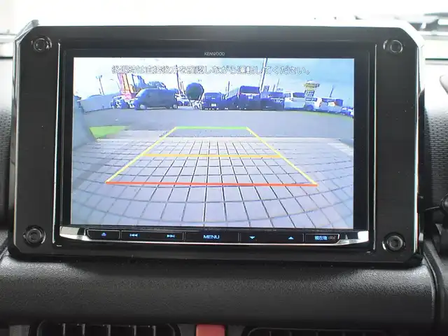 スズキ ジムニー シエラ JC 神奈川県 2024(令6)年 2.1万km ミディアムグレー 社外メモリナビ/フルセグテレビ/バックカメラ/クルーズコントロール/社外ミラー型ドライブレコーダー/ETC/シートカバー/シートヒーター/ETC/LEDヘッドライト/プッシュスタート/スマートキー/保証書/取説/記録(R.6.7)/スペアスマートキー
