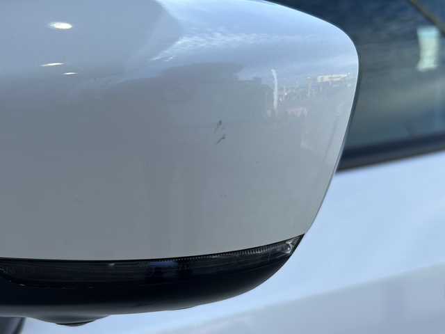 マツダ マツダ２ 15スポルト 静岡県 2025(令7)年 0.8万km スノーフレイクホワイトパールマイカ 純正ナビ/・ラジオ/フルセグTV/・Bluetooth/USB/スマホ連携/主要装備/・レーダークルーズコントロール　/・ドライブレコーダー　/・ＥＴＣ　/・ステアリングリモコン　/・全方位カメラ　/・レーンキープアシスト　/・アイドリングストップ　/・コーナーセンサー　/・パドルシフト　/・オートライト/・BSM/・プッシュスタート/・スマートキー/・ヘッドアップディスプレイ/・SOSコール