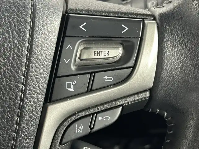 トヨタ ランドクルーザー プラド TX Lパッケージ 佐賀県 2023(令5)年 3万km ブラック 純正9インチナビ/フルセグTV/CD/DVD/Bluetooth/バックカメラ/サンルーフ/モデリスタエアロ/運転席・助手席サイドステップ/衝突被害軽減システム/レーダークルーズコントロール/レーンアシスト/ロードサインアシスト/先行車発進お知らせ機能/オートライト/オートマチックハイビーム/LEDヘッドライト/LEDフォグライト/クリアランスソナー/ビルトインETC/運転席・助手席シートヒーター/運転席・助手席エアシート/運転席・助手席パワーシート/レザーシート/ISOFIX対応/純正19インチアルミホイール/ルーフレール/４WD/純正フロアマット/スマートキー/スペアキー×１