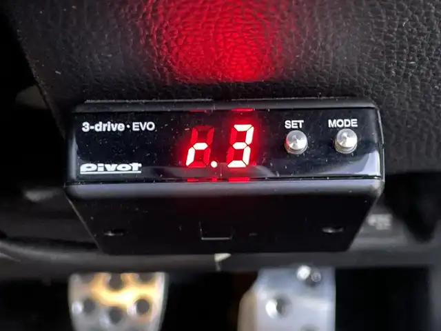 トヨタ ＧＲヤリス RZ ハイパフォーマンス 愛知県 2020(令2)年 2.8万km プレシャスブラックパール ワンオーナー/6速MT/スマートキー/プッシュスタート/純正ディスプレイオーディオナビ/BT/バックカメラ/ビルトインETC/純正18インチAW/GRレッドキャリパー/トヨタセーフティセンス/ブラインドスポットモニター/ヘッドアップディスプレイ/レーダークルーズコントロール/クリアランスソナー/アイドリングストップ/前後ドライブレコーダー/ハーフレザーシート/前席シートヒーター/純正フロアマット/社外18インチAW付きスタッドレスタイヤ×4車載/取説、保証書/スペアキー