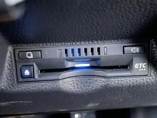 トヨタ ＧＲヤリス RZ ハイパフォーマンス 愛知県 2020(令2)年 2.8万km プレシャスブラックパール ワンオーナー/6速MT/スマートキー/プッシュスタート/純正ディスプレイオーディオナビ/BT/バックカメラ/ビルトインETC/純正18インチAW/GRレッドキャリパー/トヨタセーフティセンス/ブラインドスポットモニター/ヘッドアップディスプレイ/レーダークルーズコントロール/クリアランスソナー/アイドリングストップ/前後ドライブレコーダー/ハーフレザーシート/前席シートヒーター/純正フロアマット/社外18インチAW付きスタッドレスタイヤ×4車載/取説、保証書/スペアキー