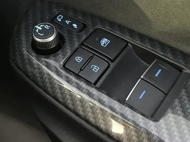 トヨタ ＧＲヤリス RZ ハイパフォーマンス 愛知県 2020(令2)年 2.8万km プレシャスブラックパール ワンオーナー/6速MT/スマートキー/プッシュスタート/純正ディスプレイオーディオナビ/BT/バックカメラ/ビルトインETC/純正18インチAW/GRレッドキャリパー/トヨタセーフティセンス/ブラインドスポットモニター/ヘッドアップディスプレイ/レーダークルーズコントロール/クリアランスソナー/アイドリングストップ/前後ドライブレコーダー/ハーフレザーシート/前席シートヒーター/純正フロアマット/社外18インチAW付きスタッドレスタイヤ×4車載/取説、保証書/スペアキー