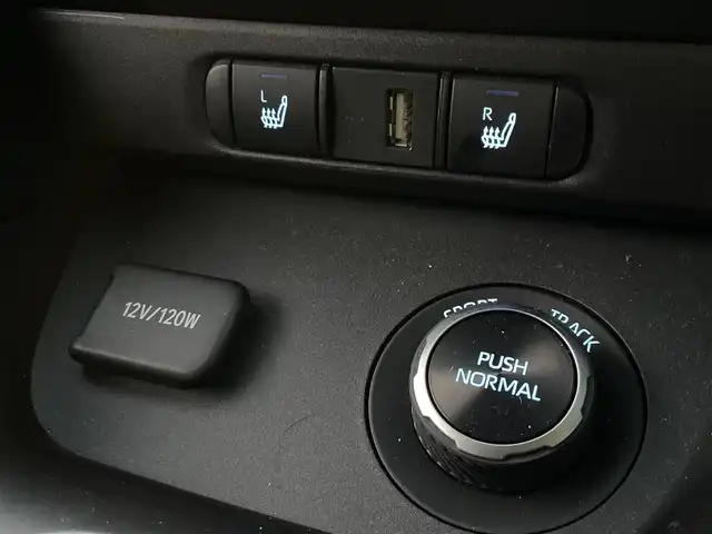 トヨタ ＧＲヤリス RZ ハイパフォーマンス 愛知県 2020(令2)年 2.8万km プレシャスブラックパール ワンオーナー/6速MT/スマートキー/プッシュスタート/純正ディスプレイオーディオナビ/BT/バックカメラ/ビルトインETC/純正18インチAW/GRレッドキャリパー/トヨタセーフティセンス/ブラインドスポットモニター/ヘッドアップディスプレイ/レーダークルーズコントロール/クリアランスソナー/アイドリングストップ/前後ドライブレコーダー/ハーフレザーシート/前席シートヒーター/純正フロアマット/社外18インチAW付きスタッドレスタイヤ×4車載/取説、保証書/スペアキー