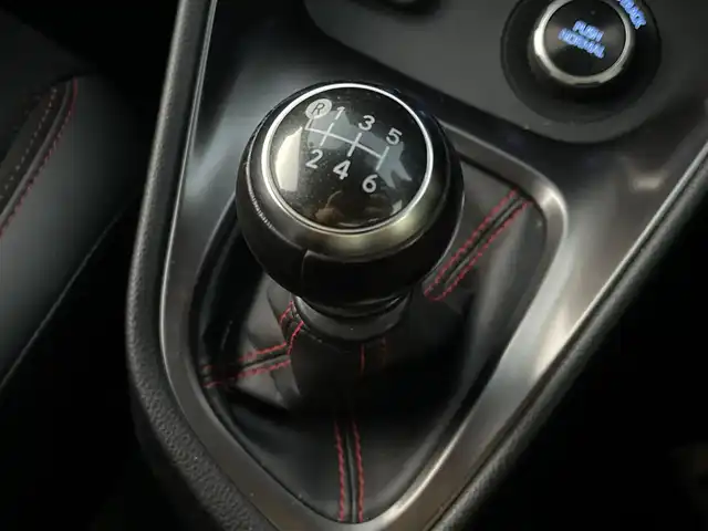 トヨタ ＧＲヤリス RZ ハイパフォーマンス 愛知県 2020(令2)年 2.8万km プレシャスブラックパール ワンオーナー/6速MT/スマートキー/プッシュスタート/純正ディスプレイオーディオナビ/BT/バックカメラ/ビルトインETC/純正18インチAW/GRレッドキャリパー/トヨタセーフティセンス/ブラインドスポットモニター/ヘッドアップディスプレイ/レーダークルーズコントロール/クリアランスソナー/アイドリングストップ/前後ドライブレコーダー/ハーフレザーシート/前席シートヒーター/純正フロアマット/社外18インチAW付きスタッドレスタイヤ×4車載/取説、保証書/スペアキー