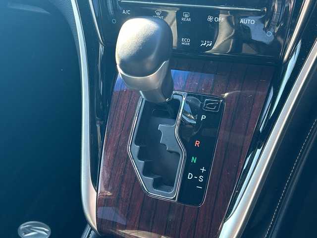 トヨタ ハリアー ハイブリッド プレミアム 茨城県 2014(平26)年 8.3万km スパークリングブラックパールクリスタルシャイン 純正ナビ/衝突軽減システム /バックカメラ /LEDヘッドライト /クルーズコントロール /パワーシート /スマートキー /ハーフレザーシート /純正アルミホイール /ETC /レーンキープアシスト /電動リアゲート