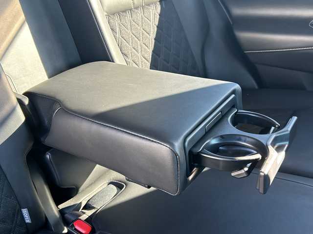 トヨタ ハリアー ハイブリッド プレミアム 茨城県 2014(平26)年 8.3万km スパークリングブラックパールクリスタルシャイン 純正ナビ/衝突軽減システム /バックカメラ /LEDヘッドライト /クルーズコントロール /パワーシート /スマートキー /ハーフレザーシート /純正アルミホイール /ETC /レーンキープアシスト /電動リアゲート