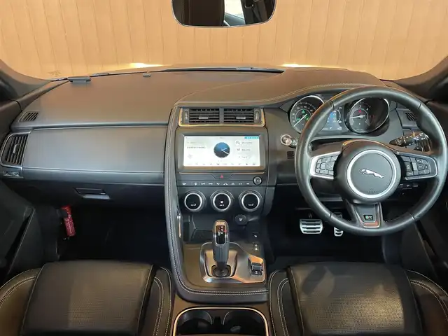 ジャガー Ｅペース R ダイナミック 愛知県 2019(令1)年 6.6万km ガンＭ 純正ナビ/360度カメラ/フルセグTV/Bluetooth/黒革シート/シートヒーター/ACC/レーンキープ/ブラインドスポット/ヘッドアップディスプレイ/パワーバックドア/純正20インチブラックアルミ/LEDヘッドライト/ETC