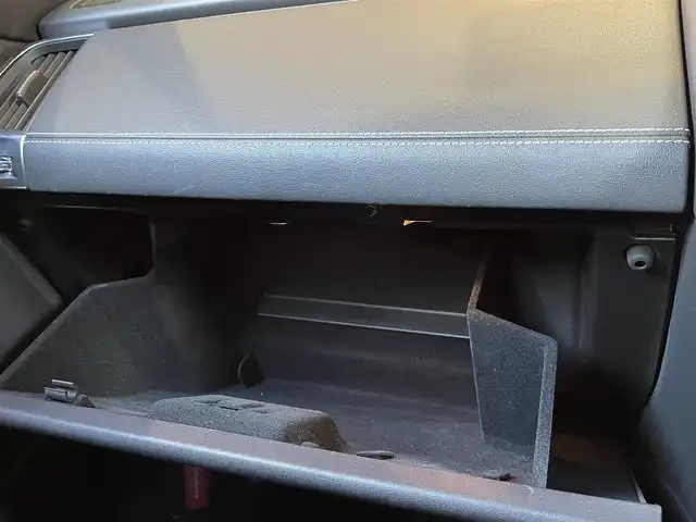 ジャガー Ｅペース R ダイナミック 愛知県 2019(令1)年 6.6万km ガンＭ 純正ナビ/360度カメラ/フルセグTV/Bluetooth/黒革シート/シートヒーター/ACC/レーンキープ/ブラインドスポット/ヘッドアップディスプレイ/パワーバックドア/純正20インチブラックアルミ/LEDヘッドライト/ETC