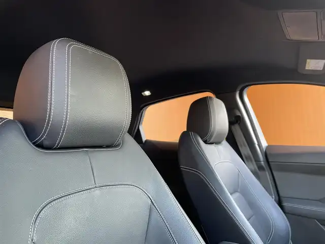 ジャガー Ｅペース R ダイナミック 愛知県 2019(令1)年 6.6万km ガンＭ 純正ナビ/360度カメラ/フルセグTV/Bluetooth/黒革シート/シートヒーター/ACC/レーンキープ/ブラインドスポット/ヘッドアップディスプレイ/パワーバックドア/純正20インチブラックアルミ/LEDヘッドライト/ETC