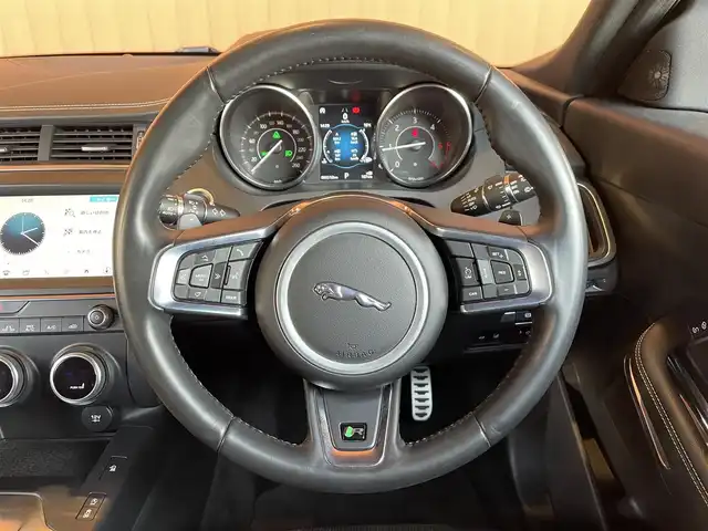 ジャガー Ｅペース R ダイナミック 愛知県 2019(令1)年 6.6万km ガンＭ 純正ナビ/360度カメラ/フルセグTV/Bluetooth/黒革シート/シートヒーター/ACC/レーンキープ/ブラインドスポット/ヘッドアップディスプレイ/パワーバックドア/純正20インチブラックアルミ/LEDヘッドライト/ETC
