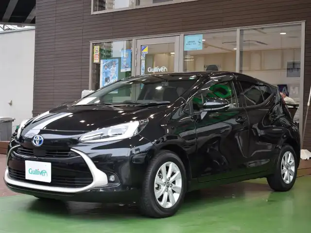トヨタ アクア Z 神奈川県 2022(令4)年 1.3万km ブラックマイカ