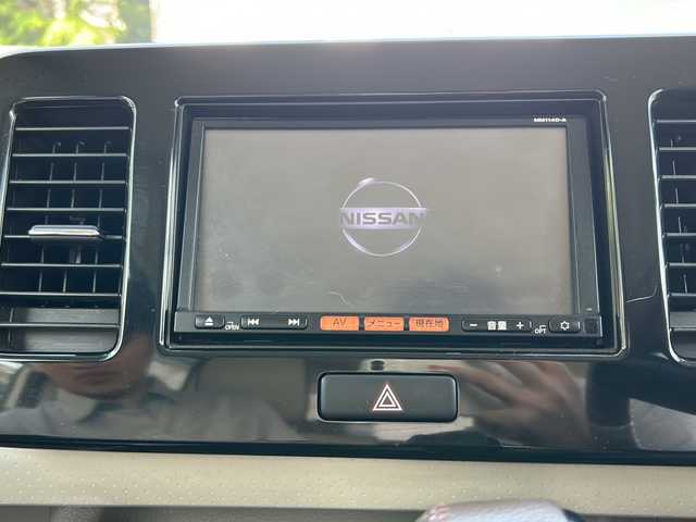 日産 モコ ドルチェX 大阪府 2014(平26)年 10.6万km スノーパールホワイト 純正メモリナビ/・AM/FM/CD/DVD/Bluetooth/・フルセグテレビ/アイドリングストップ/盗難防止装置/オートライト/オートエアコン/プッシュスタートボタン/スマートキー×2/ステアリングリモコン/純正14インチアルミホイール/12V充電器/純正フロアマット/ドアバイザー/保証書/取扱説明書