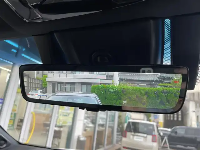 トヨタ ハリアー ハイブリッド Z レザーパッケージ 東京都 2020(令2)年 2.4万km ホワイトパールクリスタルシャイン 純正12.3型ナビ/　フルセグTV/Bluetooth/パノラミックビューモニター/衝突被害軽減/レーンキープ/レーダークルーズコントロール/オートマチックハイビーム/クリアランスソナー/デジタルインナーミラー/ヘッドアップディスプレイ/JBLサウンド/ブラインドスポットモニター/ビルトインETC2.0/レザーシート/パワーシート/シートヒーター/ベンチレーション/パワーバックドア/純正19インチアルミホイール/LEDヘッドライト/フォグランプ/オートライト/ハンドルヒーター/ステアリングスイッチ/プッシュスタート/スマートキー/電動格納ミラー/ウインカーミラー/横すべり防止/フロアマット/ドアバイザー/取扱説明書