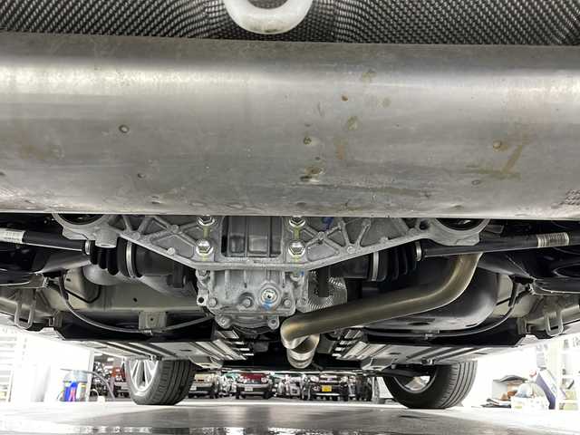 スズキ エスクード 1．4 ターボ 福岡県 2020(令2)年 2.3万km クールホワイトパール ケンウッド製社外ナビ/クルーズコントロール/シートヒーター(運転席+助手席)/Bluetooth/フルセグ/ETC/ターボエンジン/パドルシフト/ABS/レーンキープ/ブラインドスポットアシスト/バックカメラ/横滑り防止装置/衝突被害軽減システム/アイドリングストップ/純正アルミ/ダウンヒルアシスト/USB/DVD/HDMI/スペアキー/スマートキー/プッシュスタート/オートライト