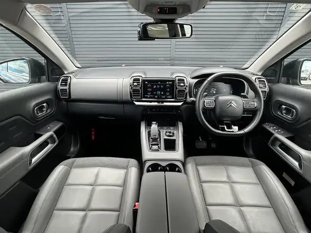シトロエン シトロエン Ｃ５ エアクロス シャイン ブルーHDi 茨城県 2021(令3)年 3.8万km グレー 衝突軽減Ｂ　/ＡＣＣ　/レーンアシスト　/ＢＳＭ　/バック／サイドビューカメラ　/パーキングセンサー　/アンビエンスライト　/半革　/ＰＷシート　/ＰＷテールゲート　/ＣａｒＰｌａｙ　/ＢＴ　/ＵＳＢ　/ワイヤレス充電　/ＥＴＣ/ルーフレール/禁煙車