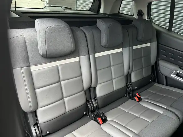 シトロエン シトロエン Ｃ５ エアクロス シャイン ブルーHDi 茨城県 2021(令3)年 3.8万km グレー 衝突軽減Ｂ　/ＡＣＣ　/レーンアシスト　/ＢＳＭ　/バック／サイドビューカメラ　/パーキングセンサー　/アンビエンスライト　/半革　/ＰＷシート　/ＰＷテールゲート　/ＣａｒＰｌａｙ　/ＢＴ　/ＵＳＢ　/ワイヤレス充電　/ＥＴＣ/ルーフレール/禁煙車