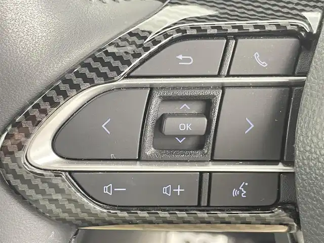 トヨタ ノア ハイブリッド S－Z 千葉県 2023(令5)年 3.8万km ホワイトパールクリスタルシャイン 禁煙車/トヨタセーフティーセンス/・プリクラッシュセーフティー/・レーンディパーチャーアラート/・レーダークルーズコントロール/・ロードサインアシスト/・ドライバー異常時対応システム/両側パワースライドドア/純正10.5インチディスプレイオーディオ/CD/DVD/Bluetooth/フルセグ/バックカメラ/デジタルインナーミラー/LEDオートライト/シートヒーター/純正17インチアルミホイール/オートエアコン/アイドリングストップ/プッシュスタート/スマートキー/取扱説明書/保証書