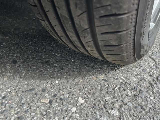 ホンダ フィット 13G L ホンダセンシング 埼玉県 2018(平30)年 5.4万km プレミアムホワイトパールⅡ ホンダセンシング/ ・衝突軽減ブレーキ/ ・誤発進抑制機能/ ・車線維持支援システム/ ・先行車発進お知らせ機能/ ・標識認識機能/純正メモリーナビゲーション(VXM-184VFi)/(AM/FM/CD/DVD/BT/USB/フルセグＴＶ)/バックカメラ/社外前後ドライブレコーダー(DRY-TW7550d)/ビルトインＥＴＣ/追従型クルーズコントロール/ＬＥＤヘッドライト/オートライト/フォグランプ/純正フロアマット/ドアバイザー/スペアキー１ヶ/保証書